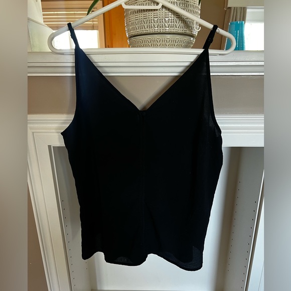 Tank - Picture 2 of 9